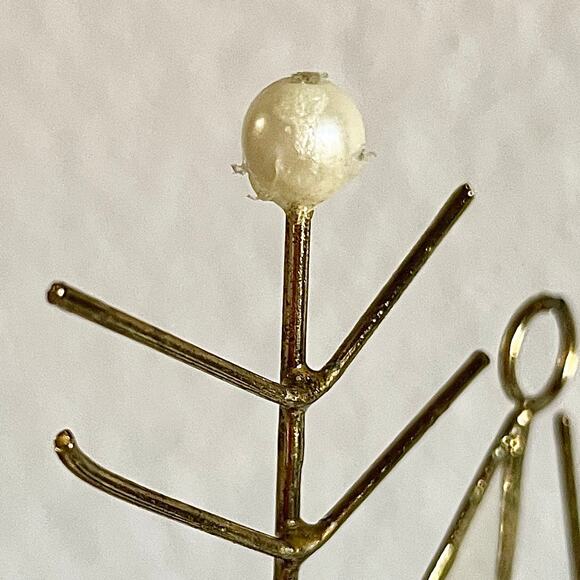 Vintage Christmas Mother-of-Pearl Gold-Tone Snowflake Holiday Ornament - Picture 13 of 15